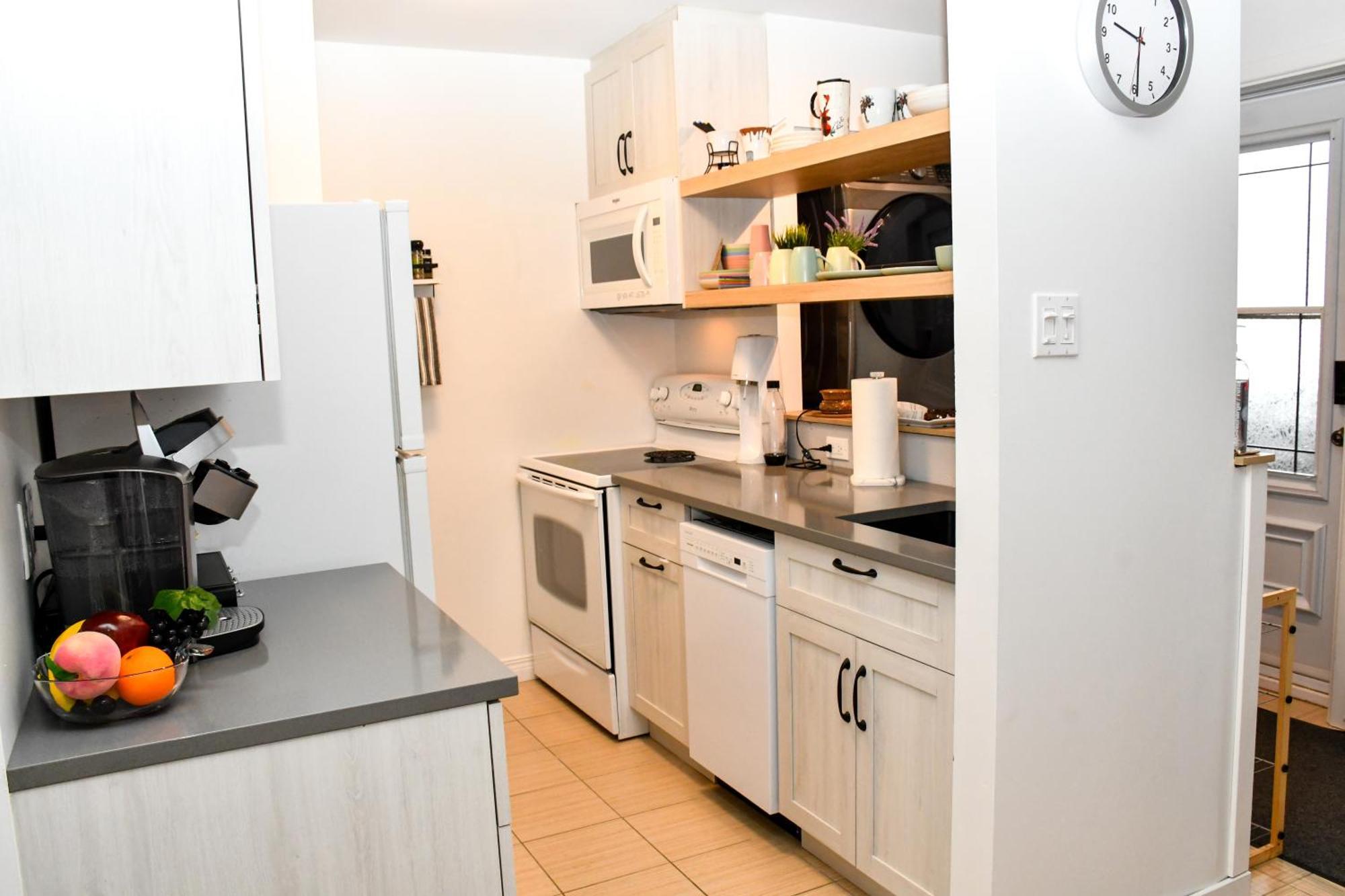 Condo Sainte-Anne Beaupré Екстериор снимка